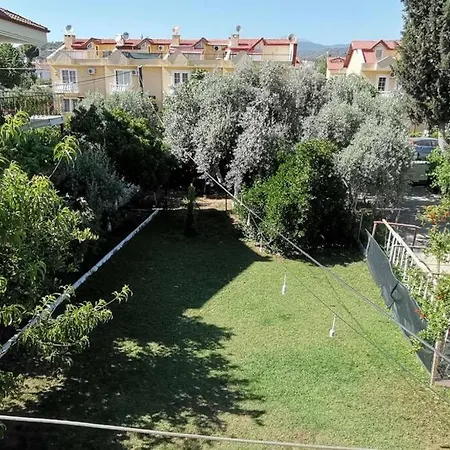 Garden Villa *